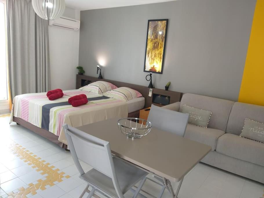 Manganao - Studio De Charme & Acces Plage แซงต์-ฟรองซัวส์ ภายนอก รูปภาพ